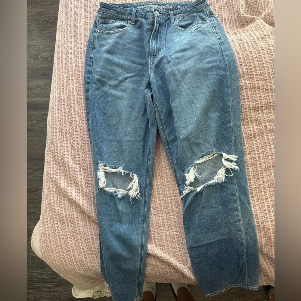 American Eagle Outfitters Blue Ripped Ankle Jeans